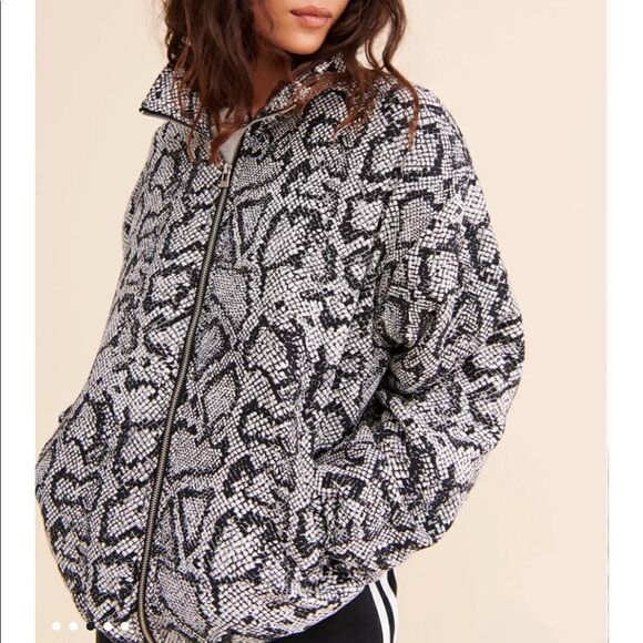Urban Outfitters Nathan Snakeskin Animal Print Jacket Womens Small - Picture 1 of 7